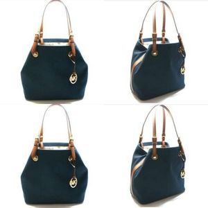 MICHAEL KORS JET SET CANVAS GRAB TOTE